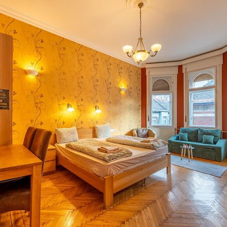 Suite Apartment Hidden Gem Next Synagogue - A Budapeste Exterior foto